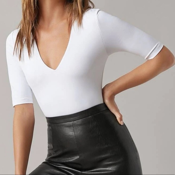 Boho white V neck fitted bodysuit - Picture 6 of 6